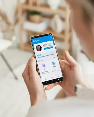 돌봐효 - 어르신 안심 케어 서비스 앱 UX/UI 디자인